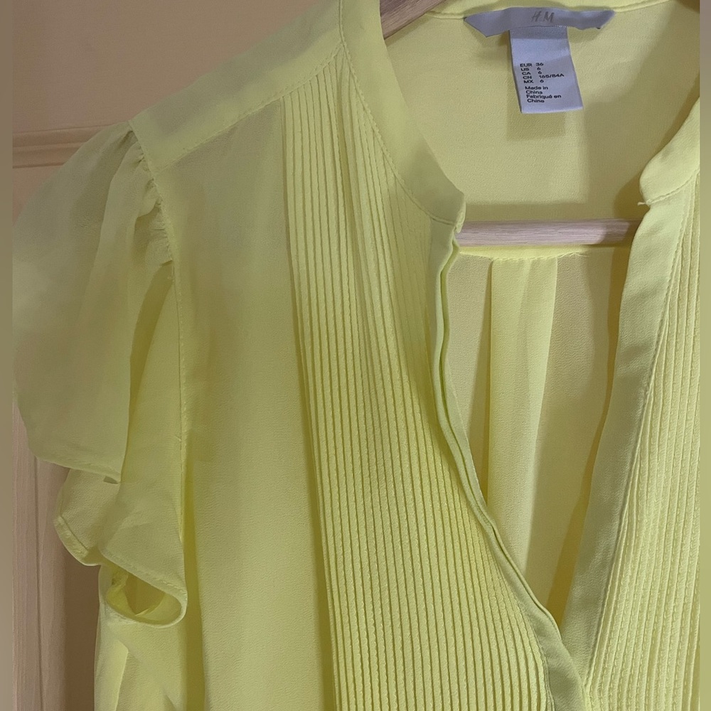 Electric yellow blouse NWOT